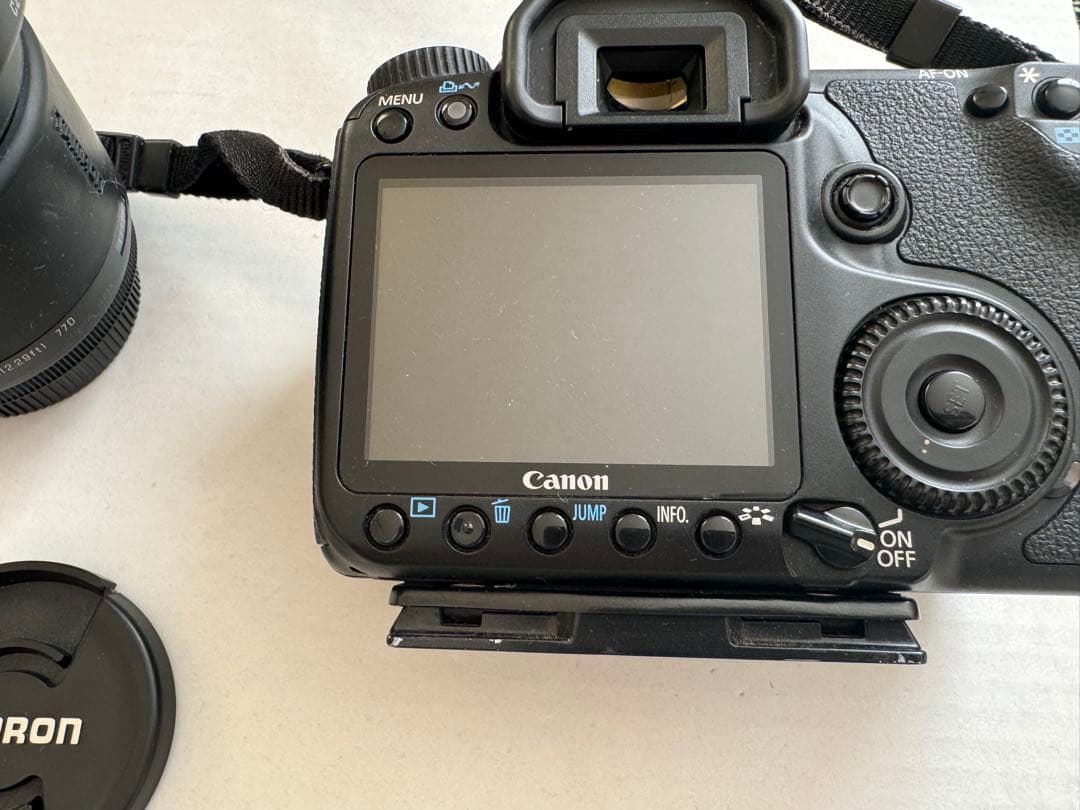 CANON EOS40D 充電器なし