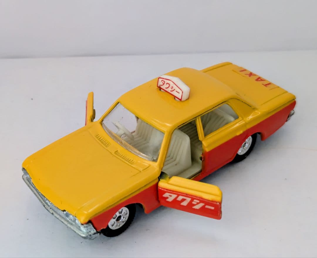 トミカ黒箱 3.4.27.28 クラウンシリーズ　当時物美品