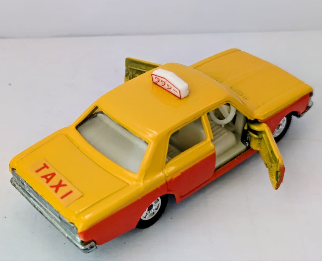 トミカ黒箱 3.4.27.28 クラウンシリーズ　当時物美品