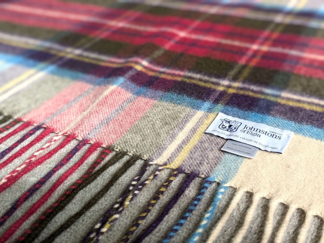 ☆美品☆大判 ジョンストンズJohnstons of Elgin ストール