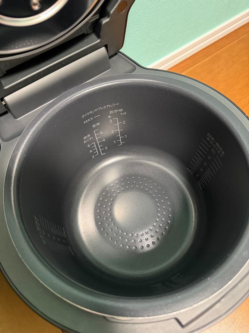 炊飯器・餅つき機 Panasonic Bistro SR-V18BA