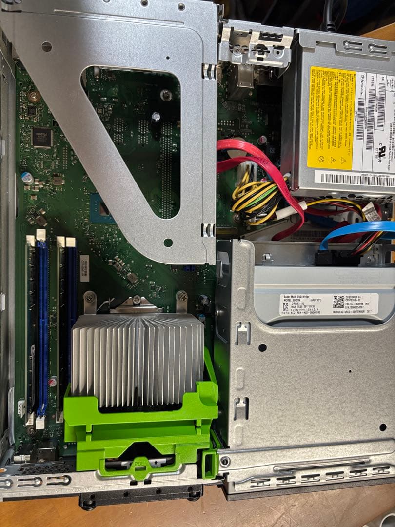 富士通 ESPRIMO D587/R デスクトップPC i7 7700