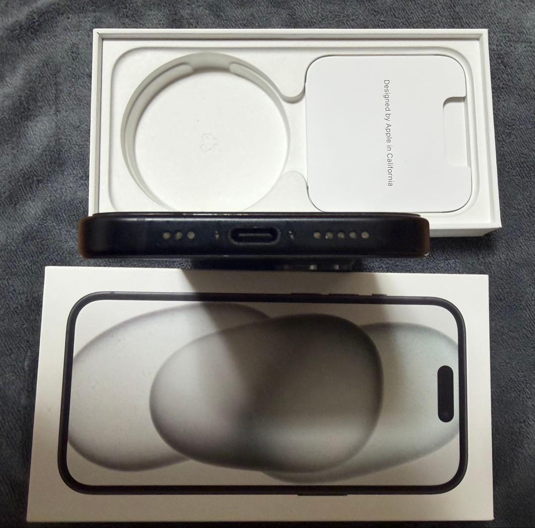 た*き様 Apple iPhone 15 256GB SIMフリー