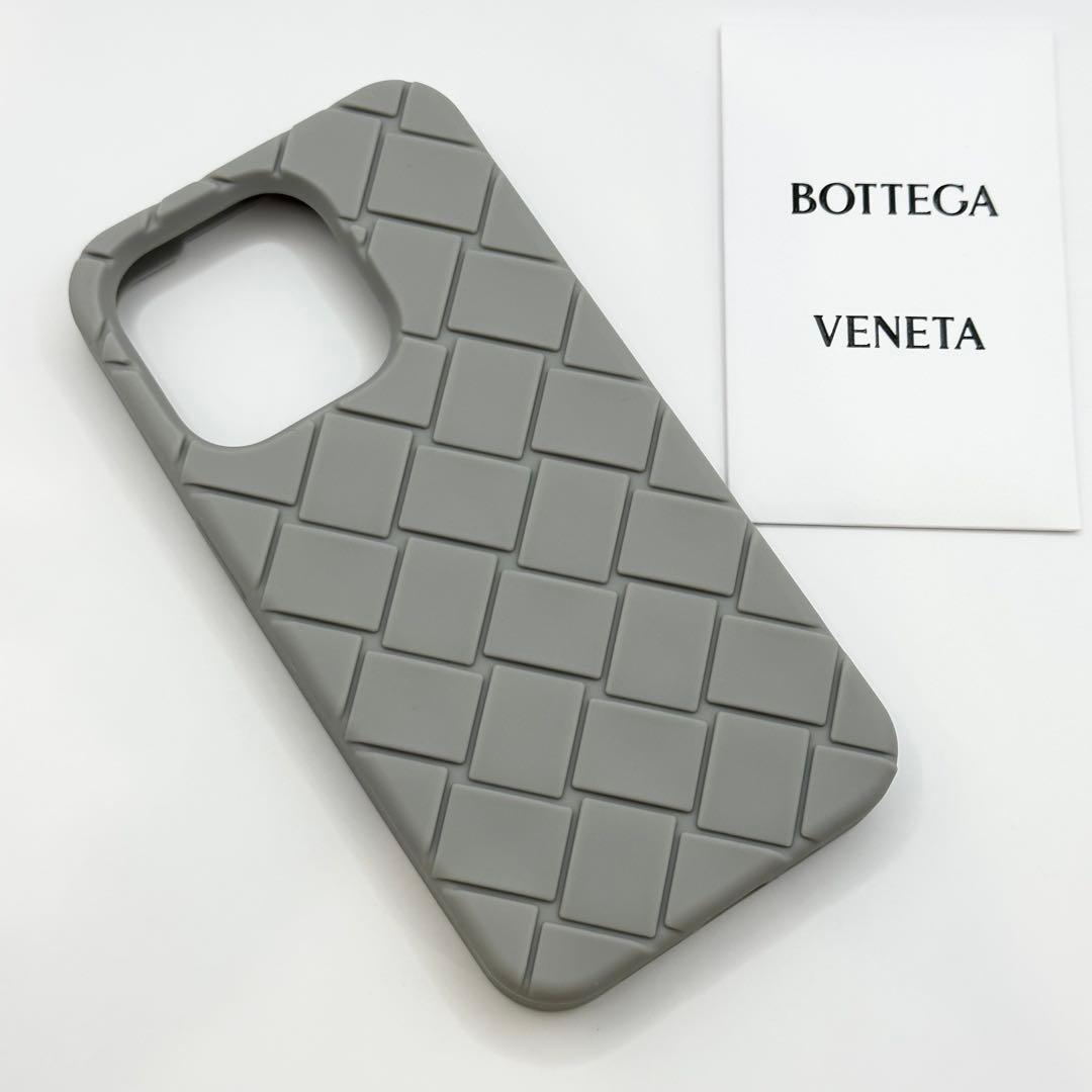 【新品未使用】BOTTEGA VENETA 　iPhoneケース15pro