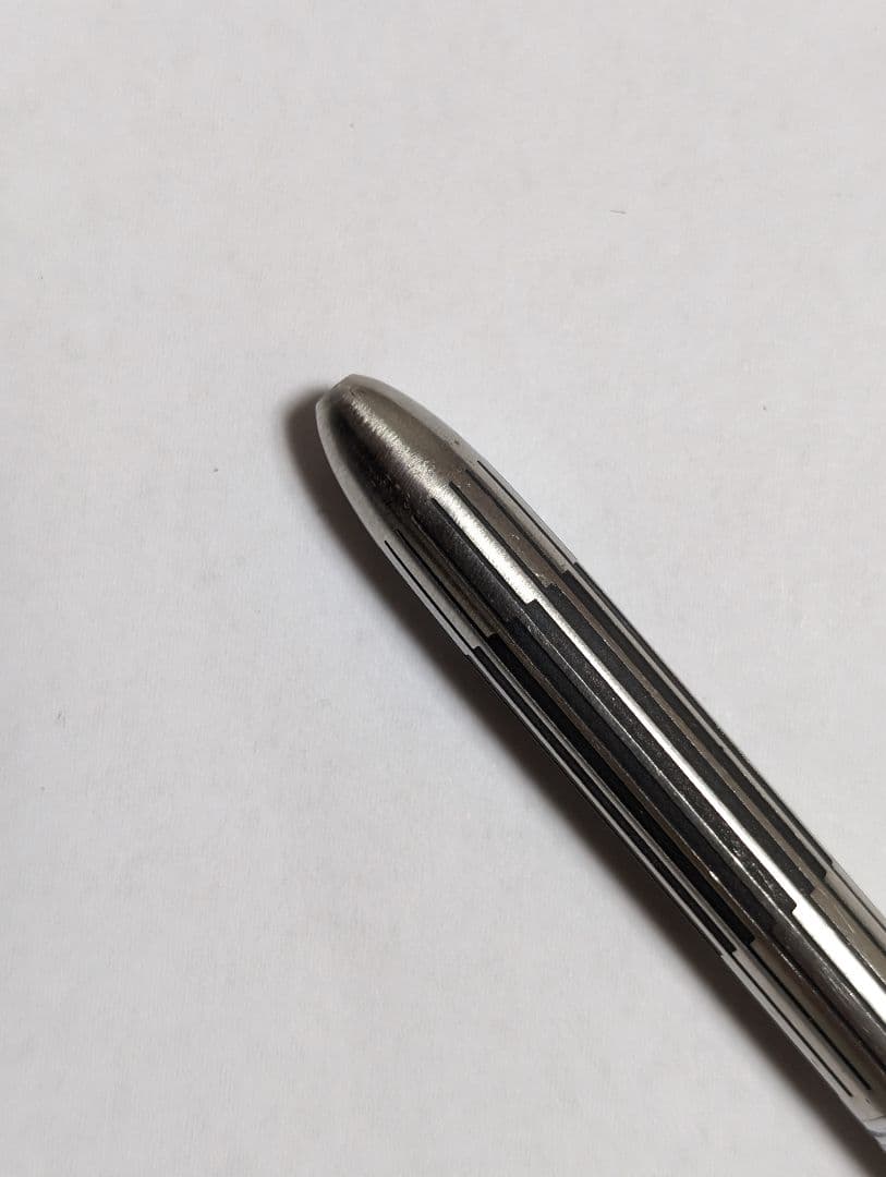 Pilot　2+1　廃盤ボールペン　多機能ペン　蝕刻加工　振り子式