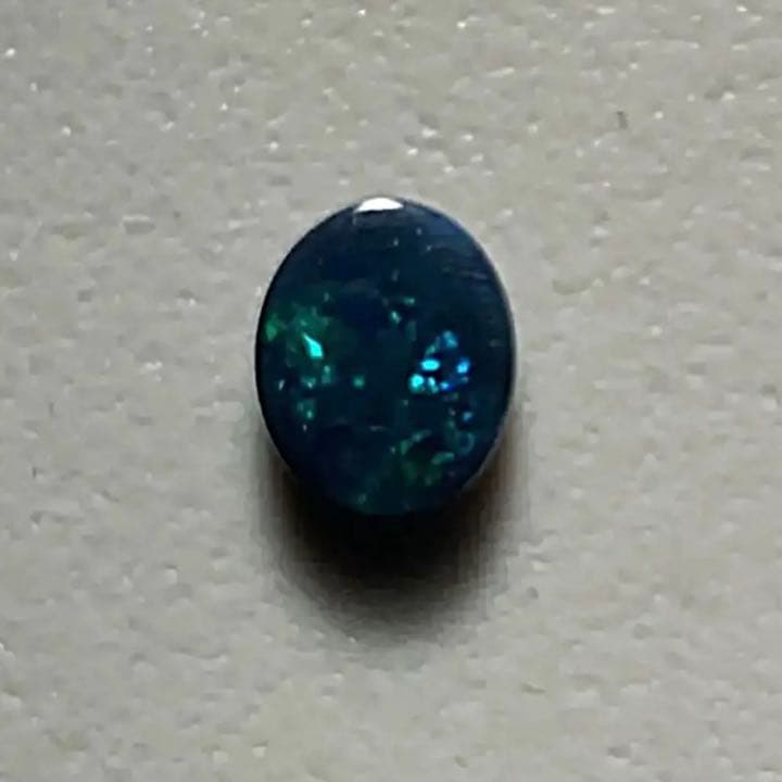 夜空みたいな0.75ctブラックオパール/ライトニングリッジ