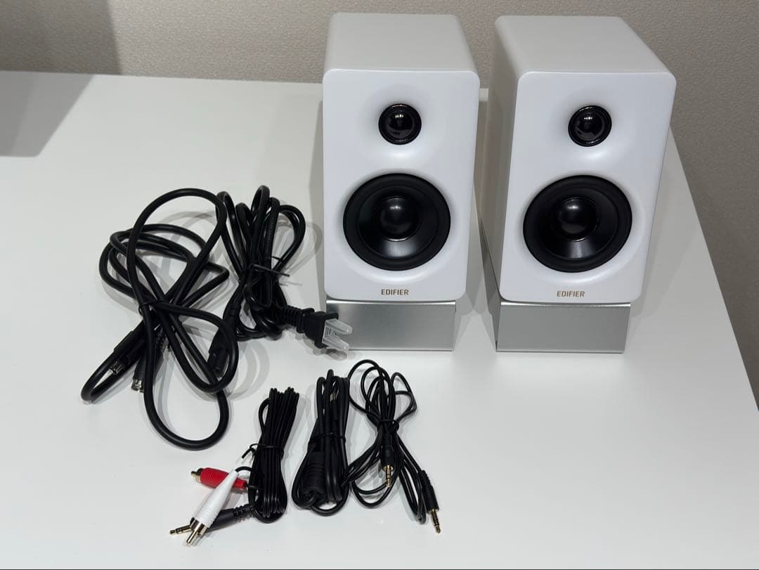 スピーカー・ウーファー EDIFIER M60