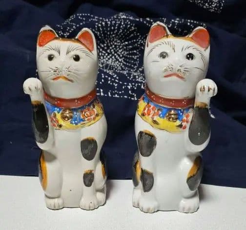 招き猫 置物 陶器製 2体セット セール
