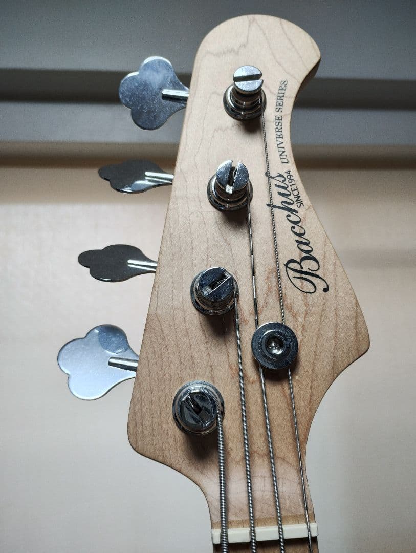 Bacchus Universe Series エレキベース