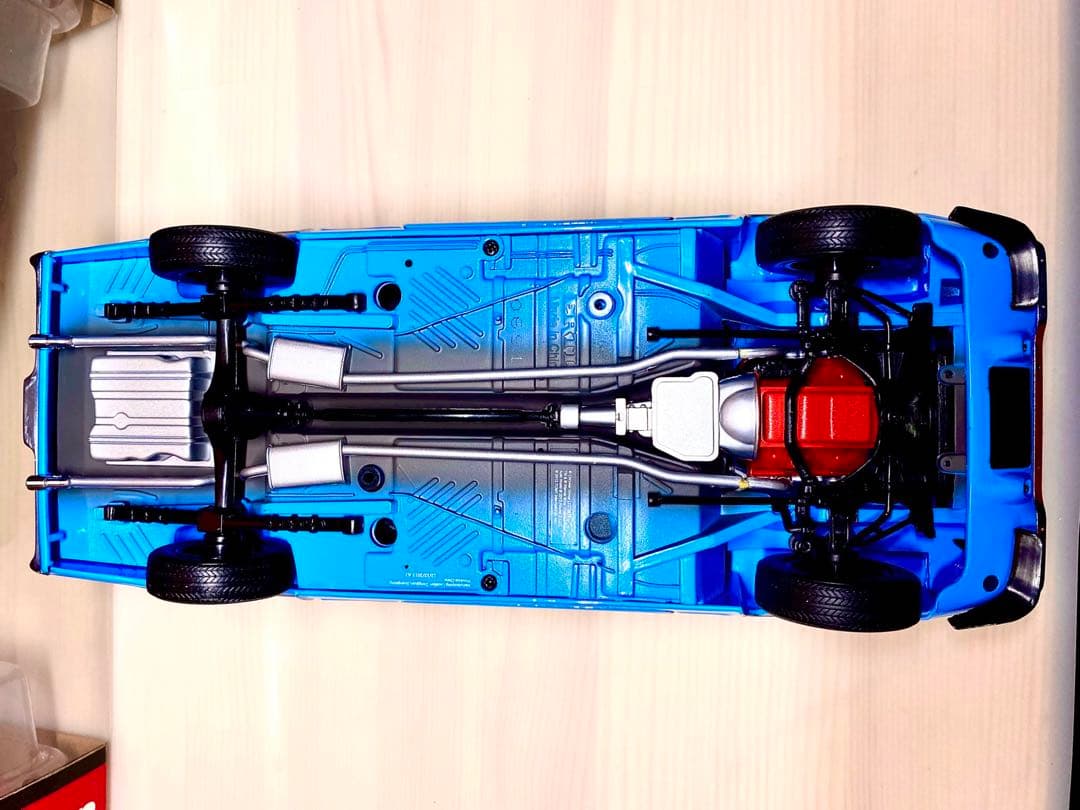 プリムスロードランナー1/18scale 青