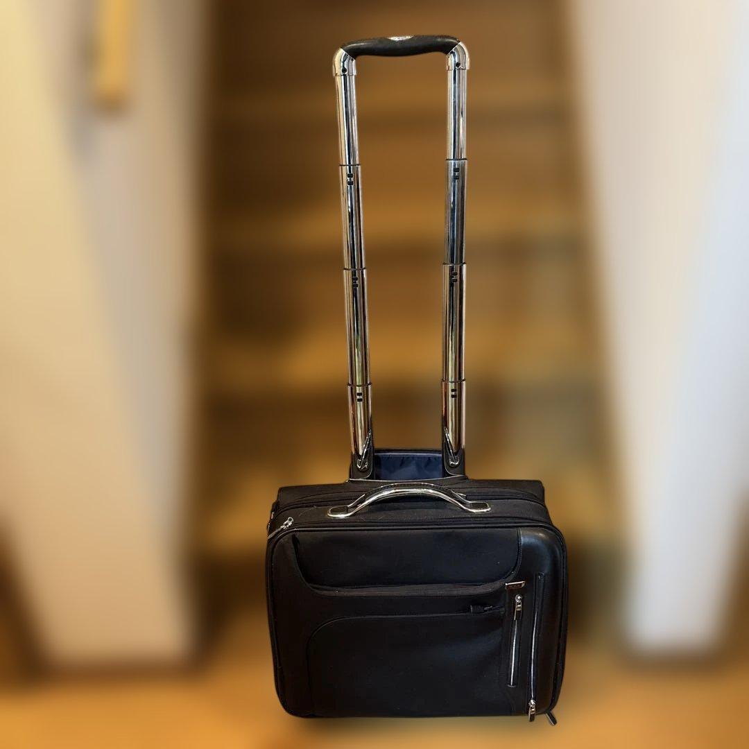 M*e様 TUMI スーツケース　キャリーケース　ビジネスバッグ