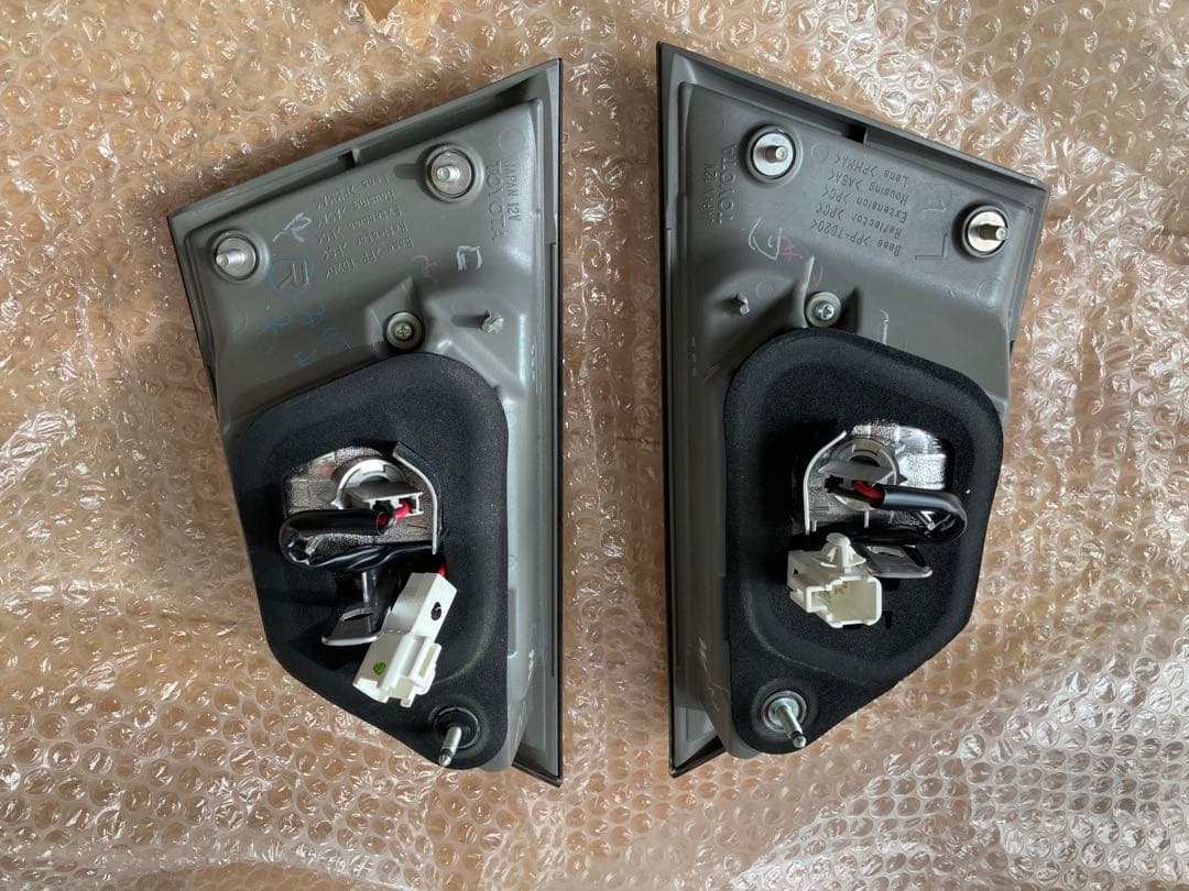 マークX 130系　G's 純正テールランプ　希少