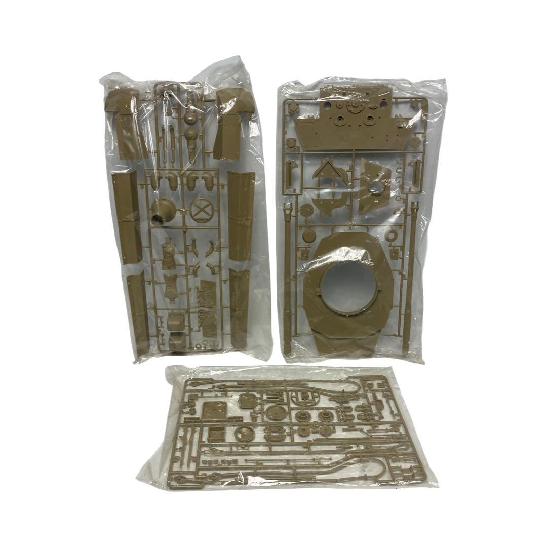 タミヤ 1/16 キングタイガー ヘンシェル砲塔 ラジコン 未組立 TAMIYA