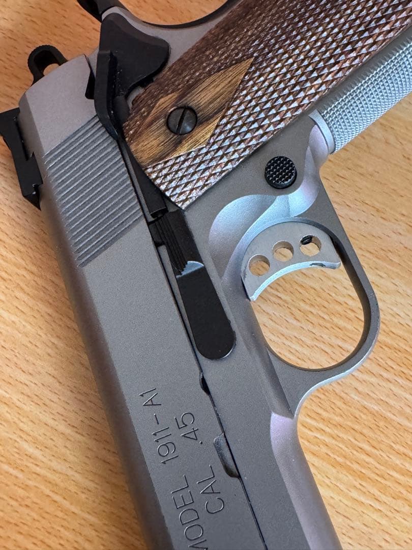 B.W.C SPRINGFIELD V12 CUSTOM H.W. モデルガン