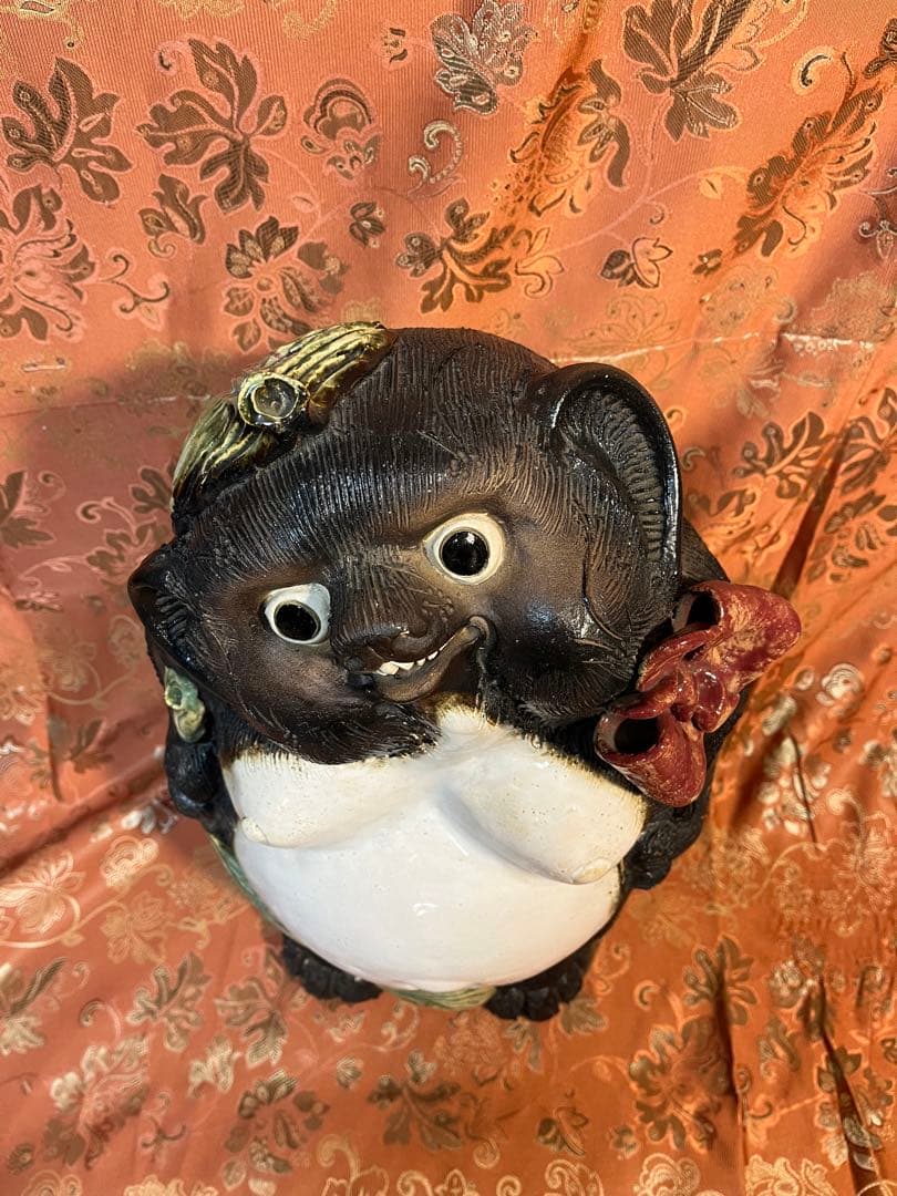信楽焼　メスダヌキ　めすだぬき　たぬき