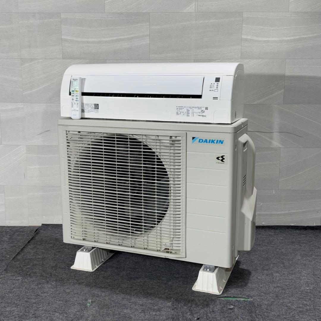 ダイキン ルームエアコン 14畳用 清掃済み 2021年製 高年式 d5011