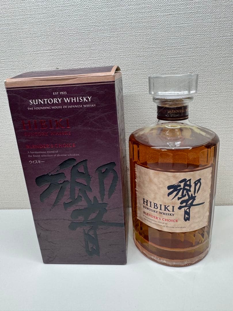 サントリーウイスキー　響　ブレンダーズチョイス 700ml 未開封