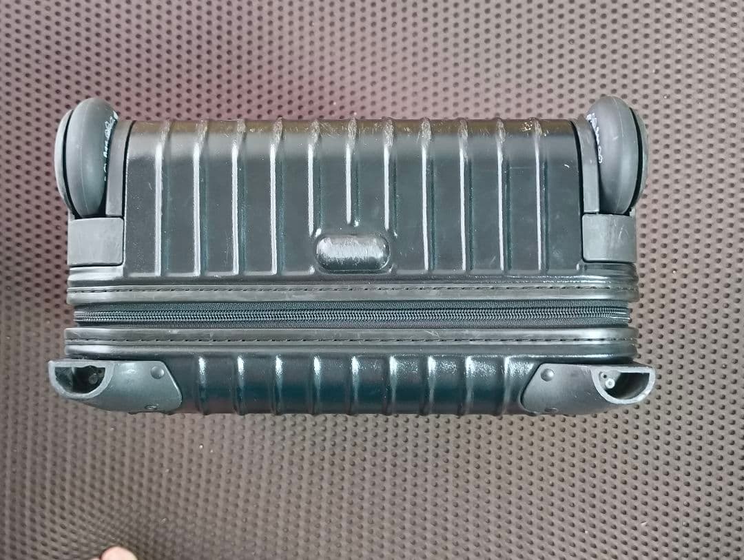 RIMOWAリモワ　サルサ　キャリーケース32L ドイツ製