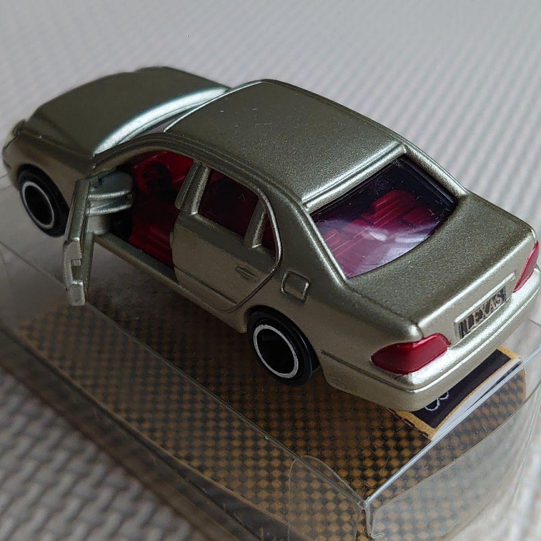 トミカ レクサス