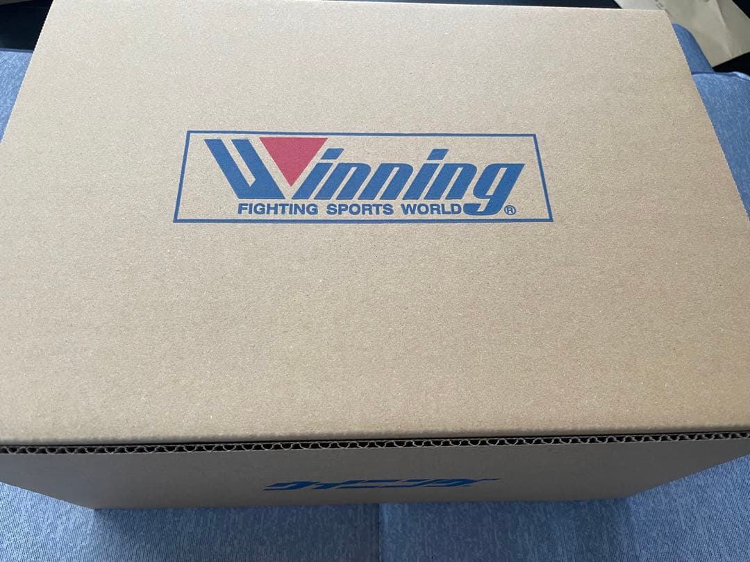 t Winning ボクシンググローブ 青 8オンス