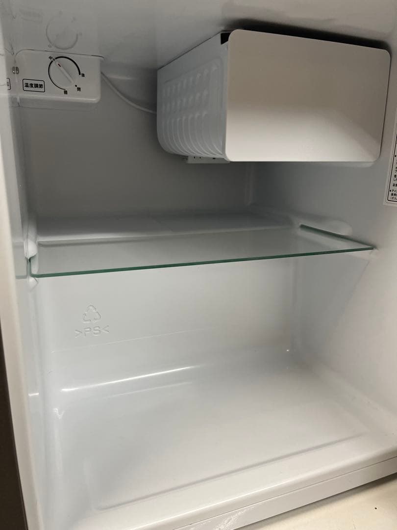 2024年製 Hisense ハイセンス サイコロ型 冷蔵庫 HR-A45S