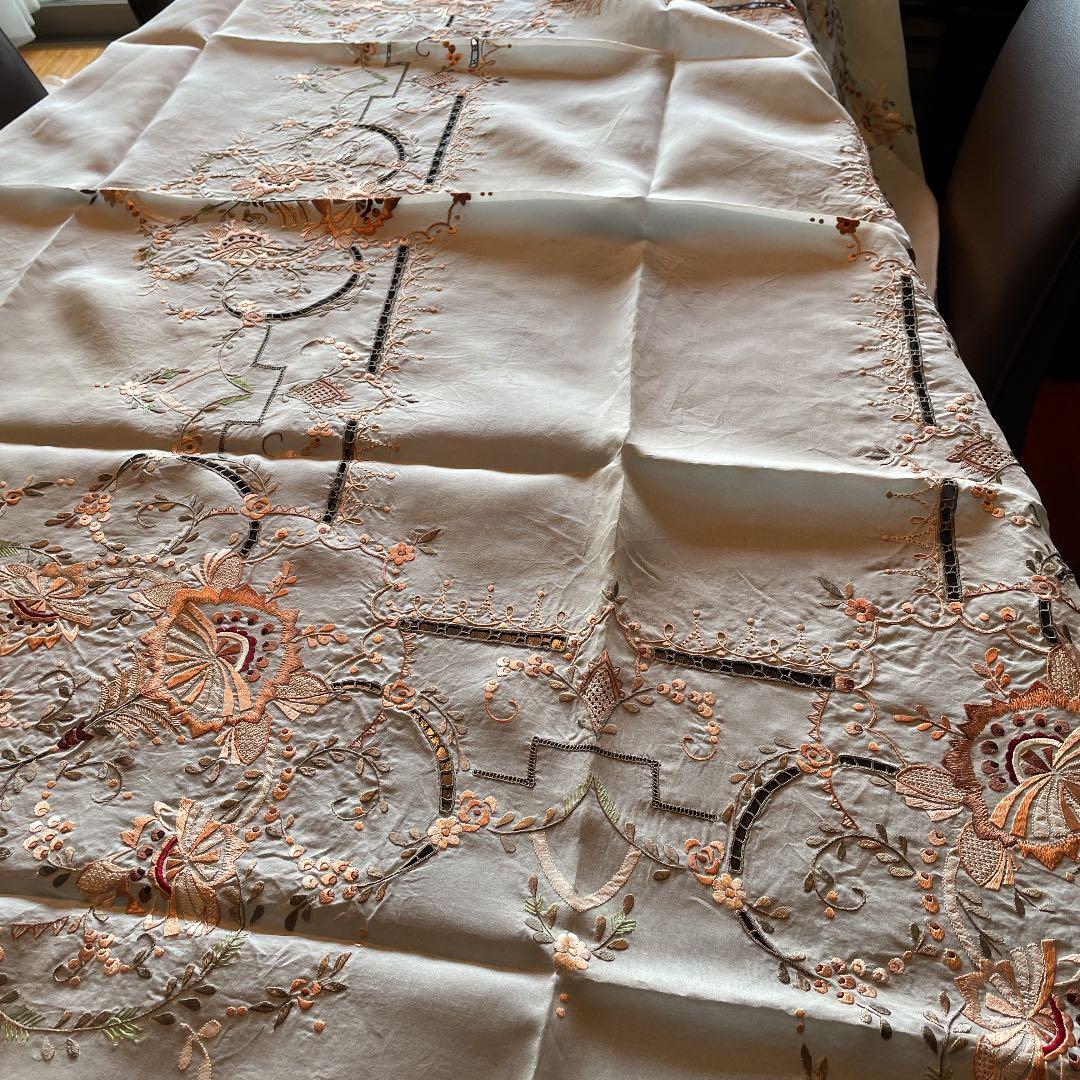 [お値下げ］シルクテーブルクロス　ナプキン6枚