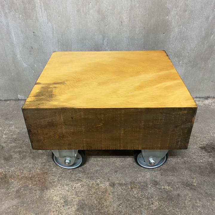 榧(カヤ)のコーヒーテーブル(B)