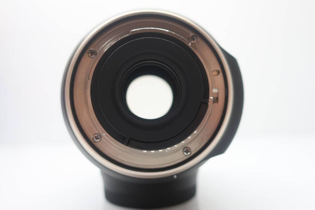 TAMRON タムロン 18-400mm F3.5-6.3 Di II HLD