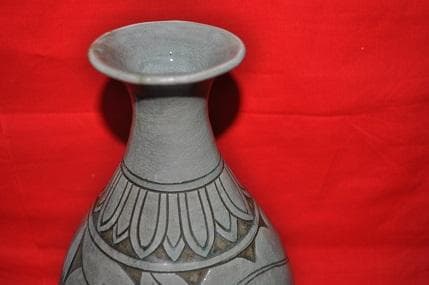 李朝・青磁花紋花器