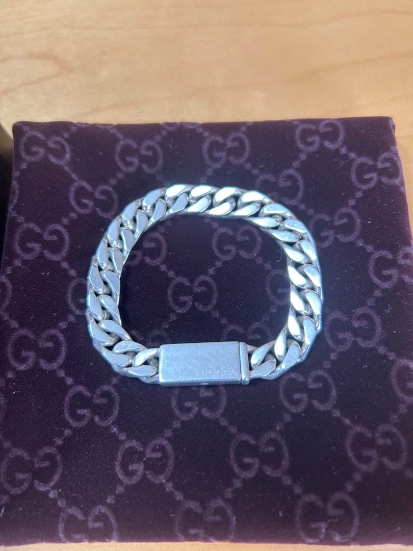 【極美品】Gucci シルバー チェーンブレスレット