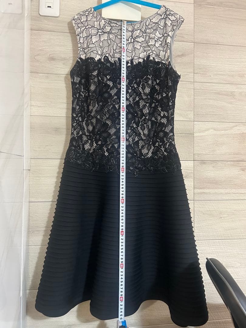 TADASHI SHOJI パーティードレス 8号 黒/白