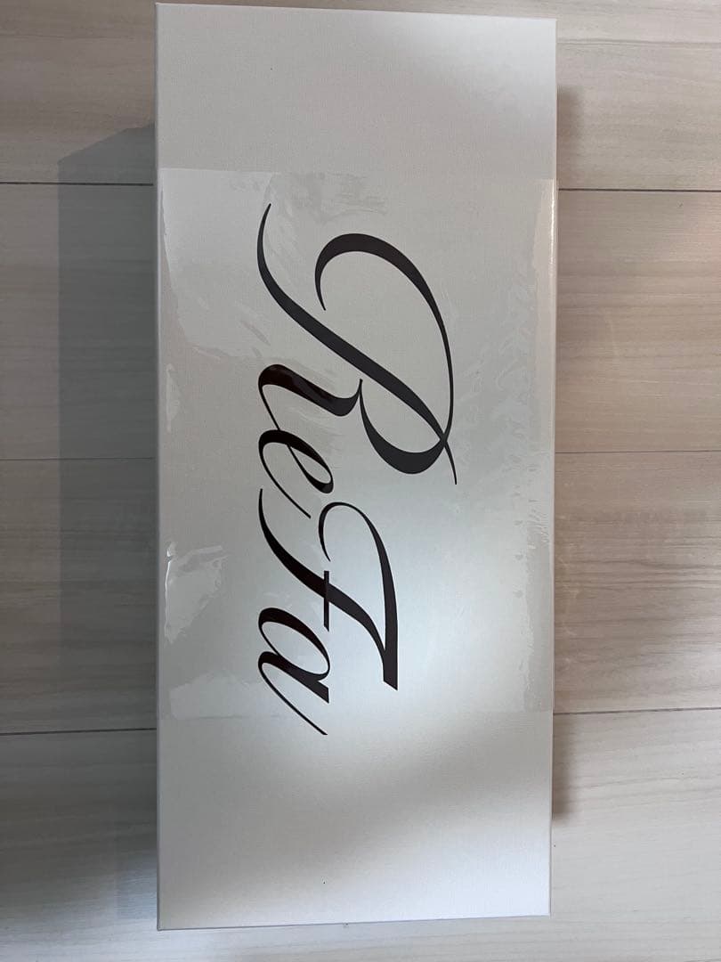 ReFa リファビューテックリセッターホワイト　新品未使用3,960円ホルダー付