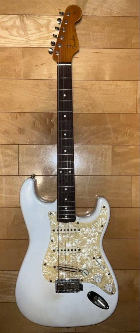 Fender ストラトキャスター　コンポネントギター