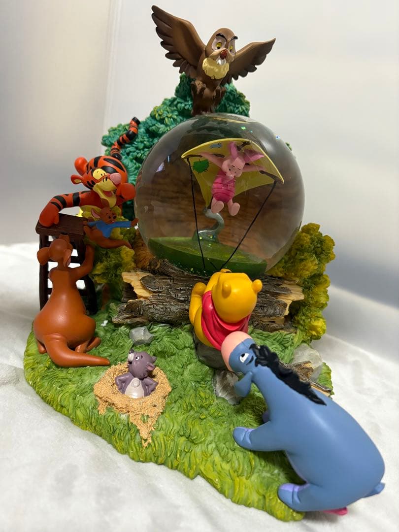 くまのプーさん スノーグローブ オルゴール プーさんのハニーハント ディズニー