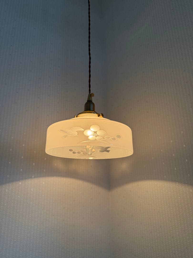 レトロ乳白ランプシェード ランプシェードのみです、電笠 ミルクガラス 和風