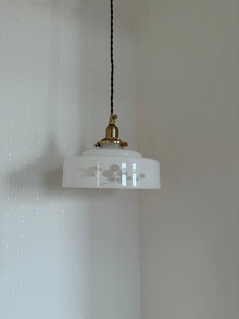 レトロ乳白ランプシェード ランプシェードのみです、電笠 ミルクガラス 和風