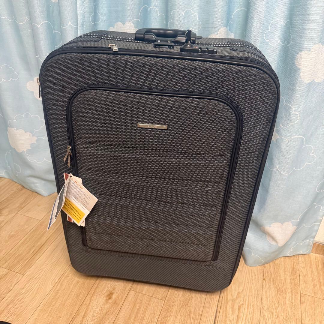 激安送料込‼️シフレ　エスケープ　大容量115L ソフトスーツケース　ちきりんさん