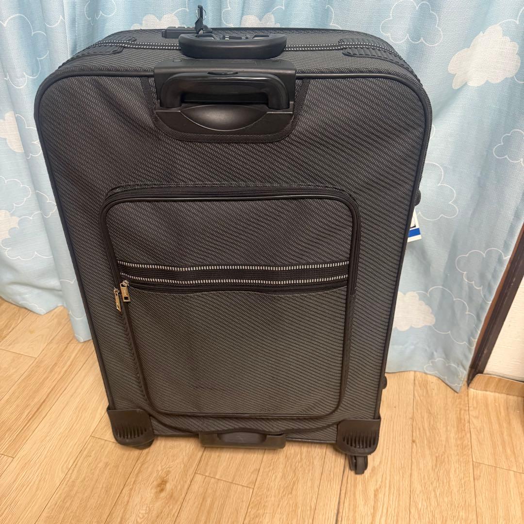 激安送料込‼️シフレ　エスケープ　大容量115L ソフトスーツケース　ちきりんさん