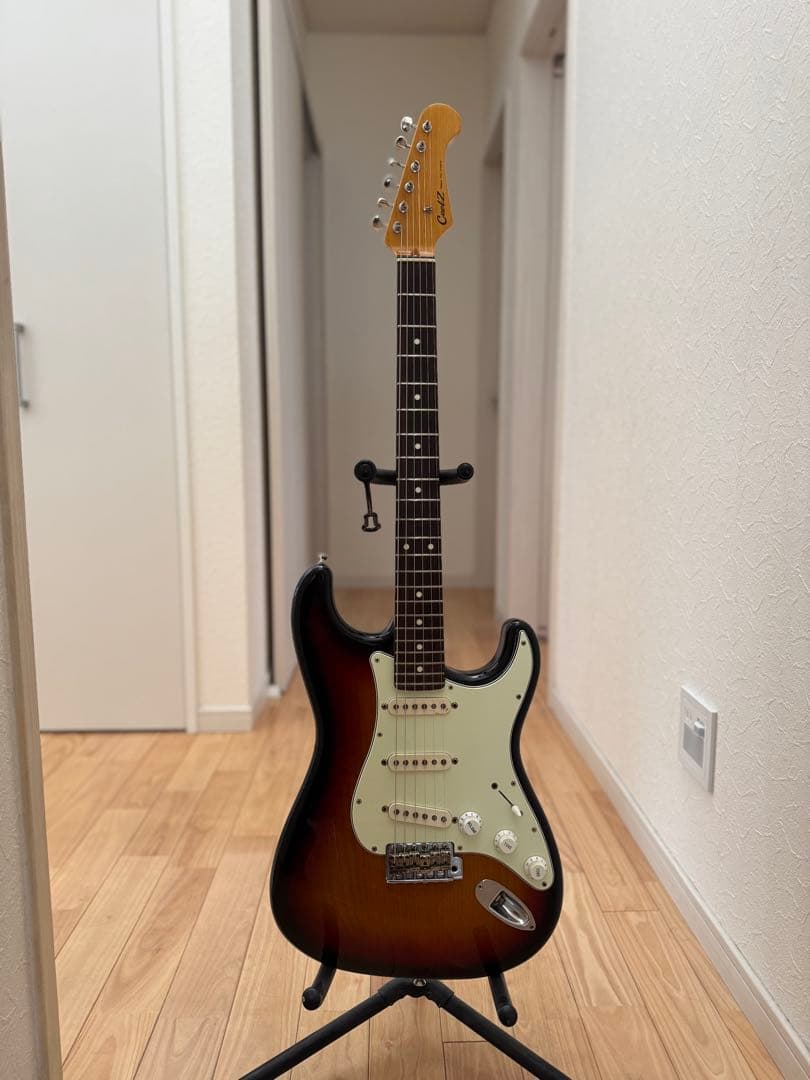 ZST-1R CoolZ ストラトキャスター サンバースト厚手のソフトケース付