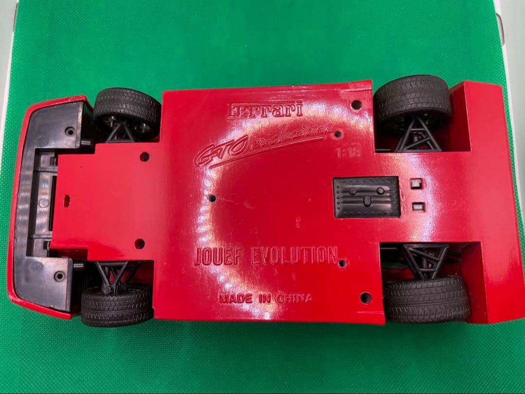 ジョエフ フェラーリ 1/18スケールミニカー