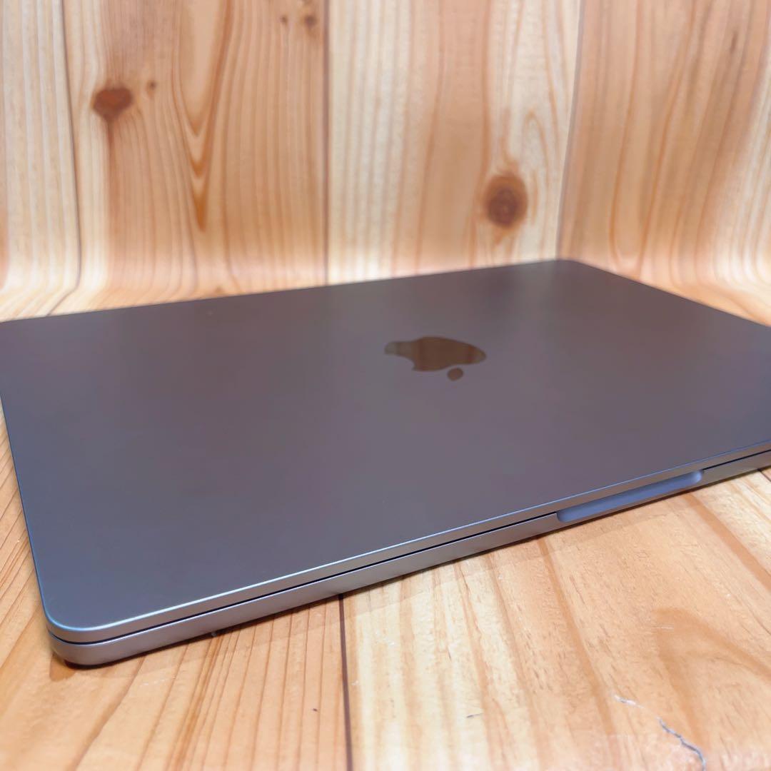 Apple MacBook Air 13インチ M2 2020 本体402A