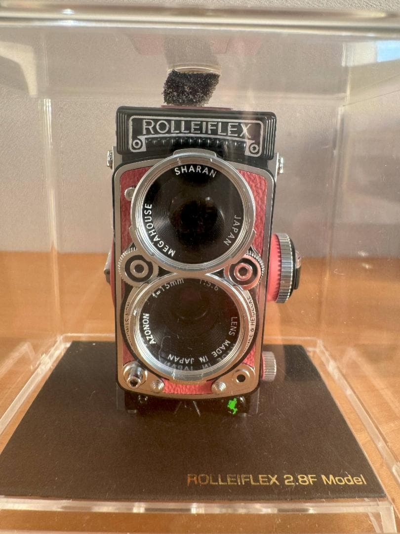 Rolleiflex 2.8Fモデル ピンク