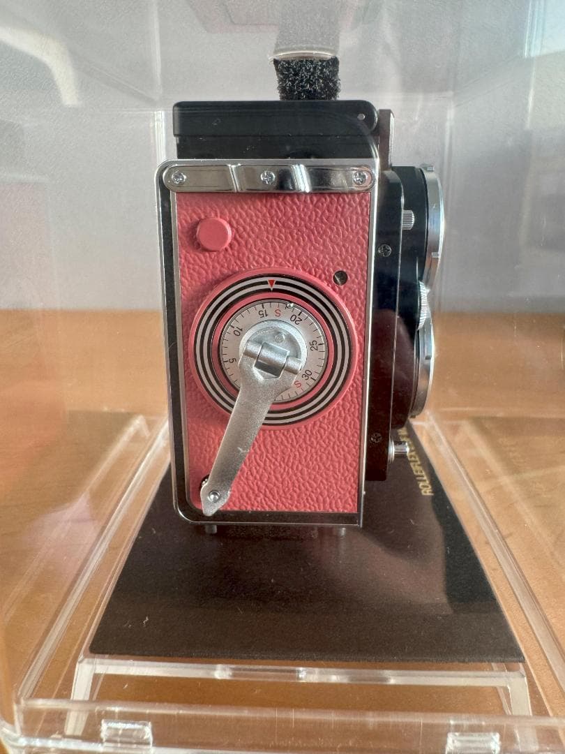 Rolleiflex 2.8Fモデル ピンク