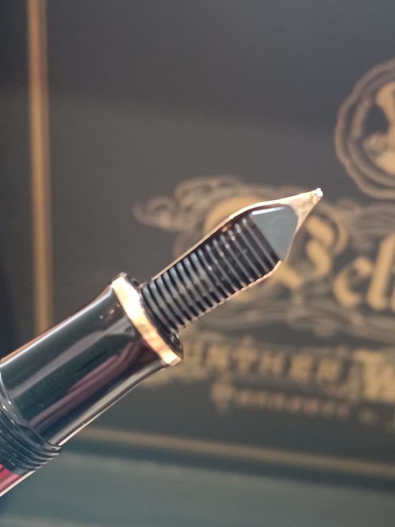 ペリカン　M400スーベレーン　ボルドー　箱インクつき　金ペン