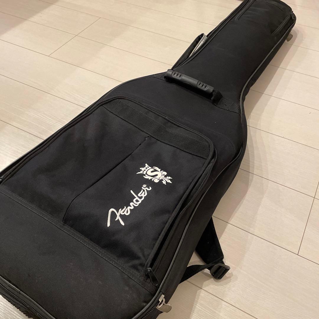 fender ベース SCANDAL TOMOMI