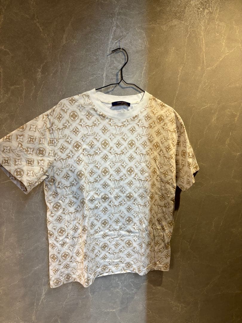 LOUIS VUITTON モノグラムTシャツ