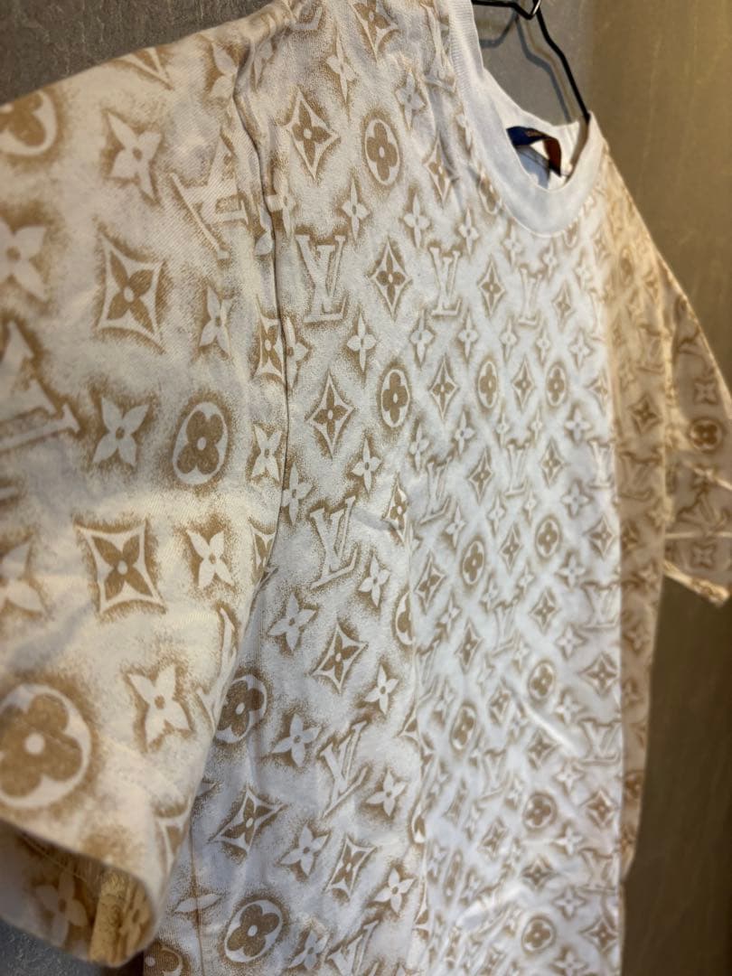 LOUIS VUITTON モノグラムTシャツ