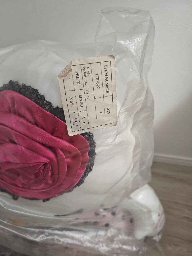 激レア momoberry ハローキティ プードル　巨大ぬいぐるみ 2005年