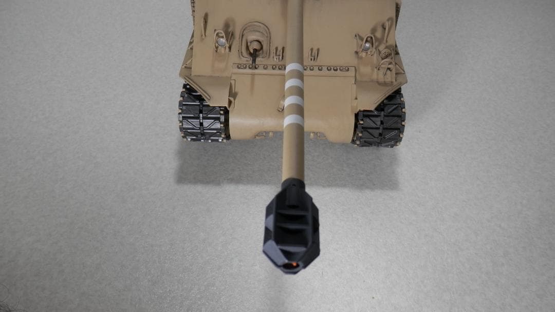 RC戦車 1/16スケール M51スーパーシャーマン　組立済み