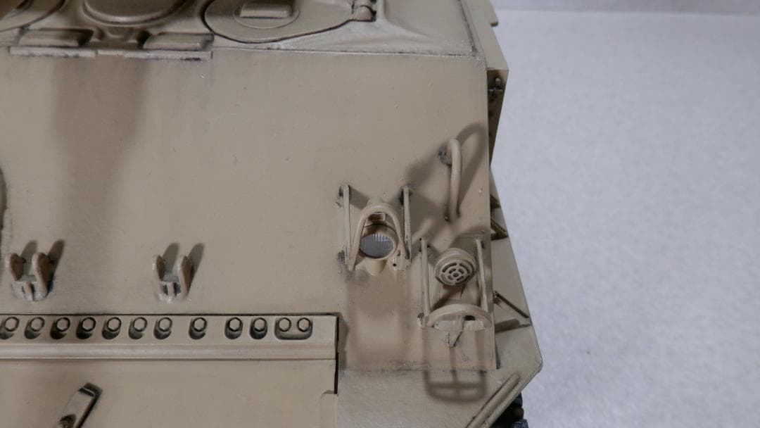 RC戦車 1/16スケール M51スーパーシャーマン　組立済み